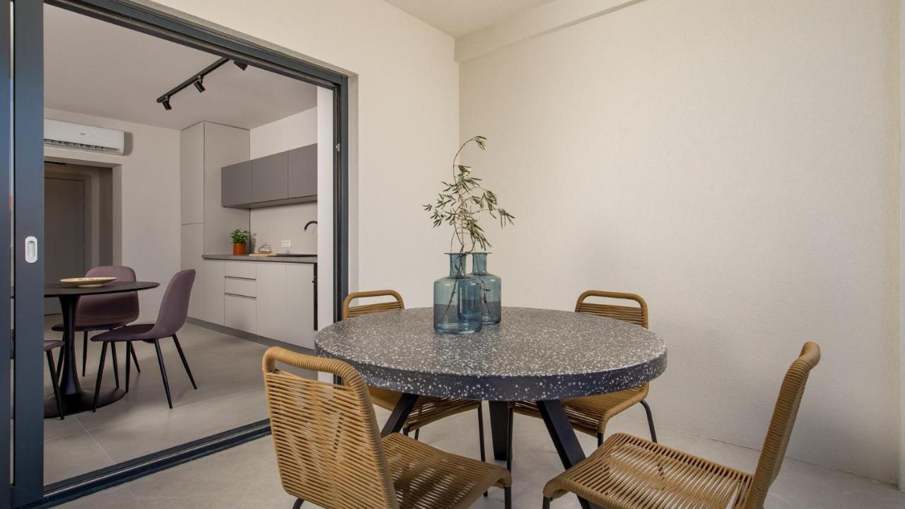 Apartments Villa Frankola With Swimming Pool Crikvenica Bagian luar foto